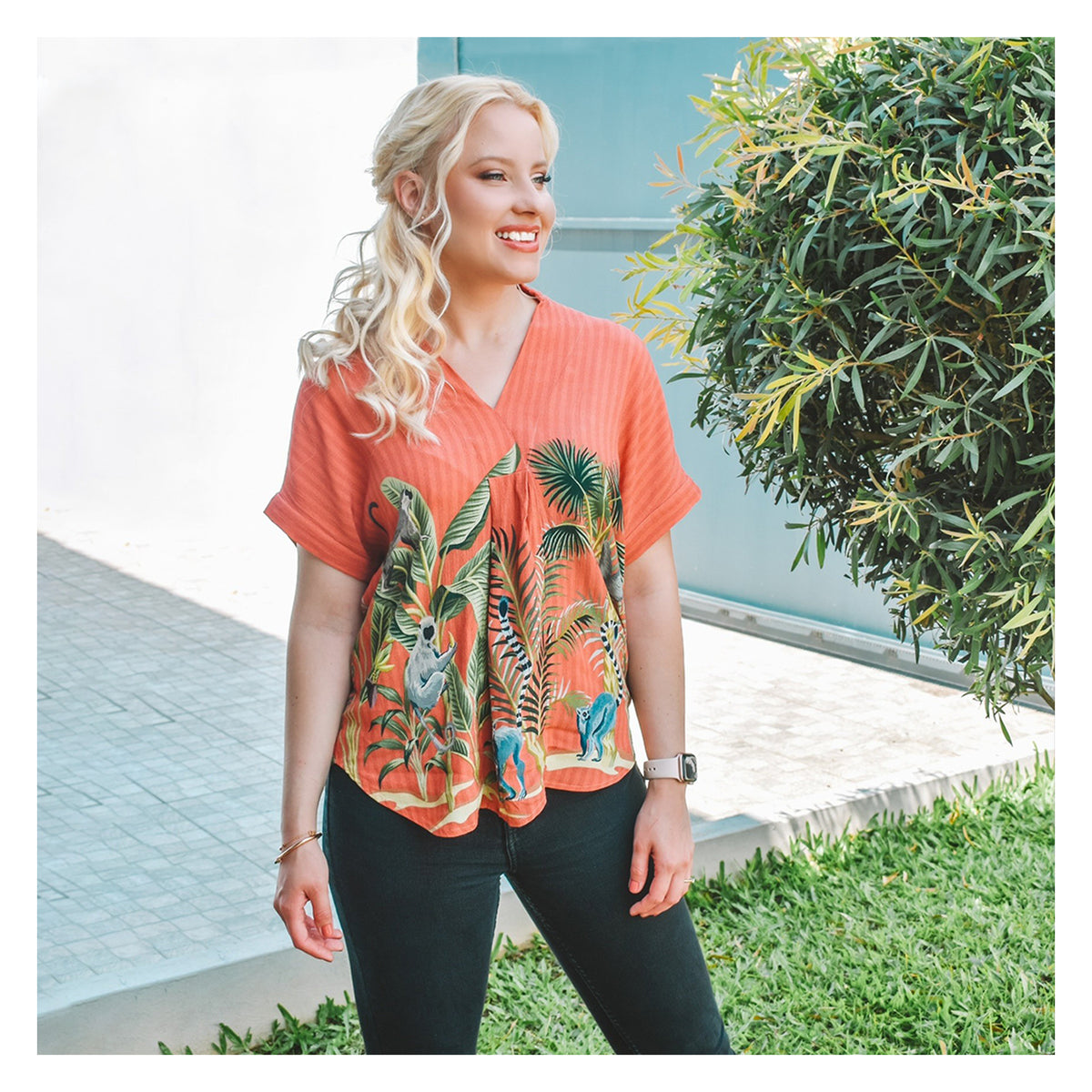ADONIA TOP