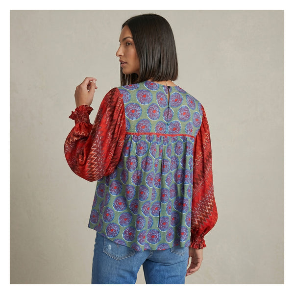 TIARA TOP